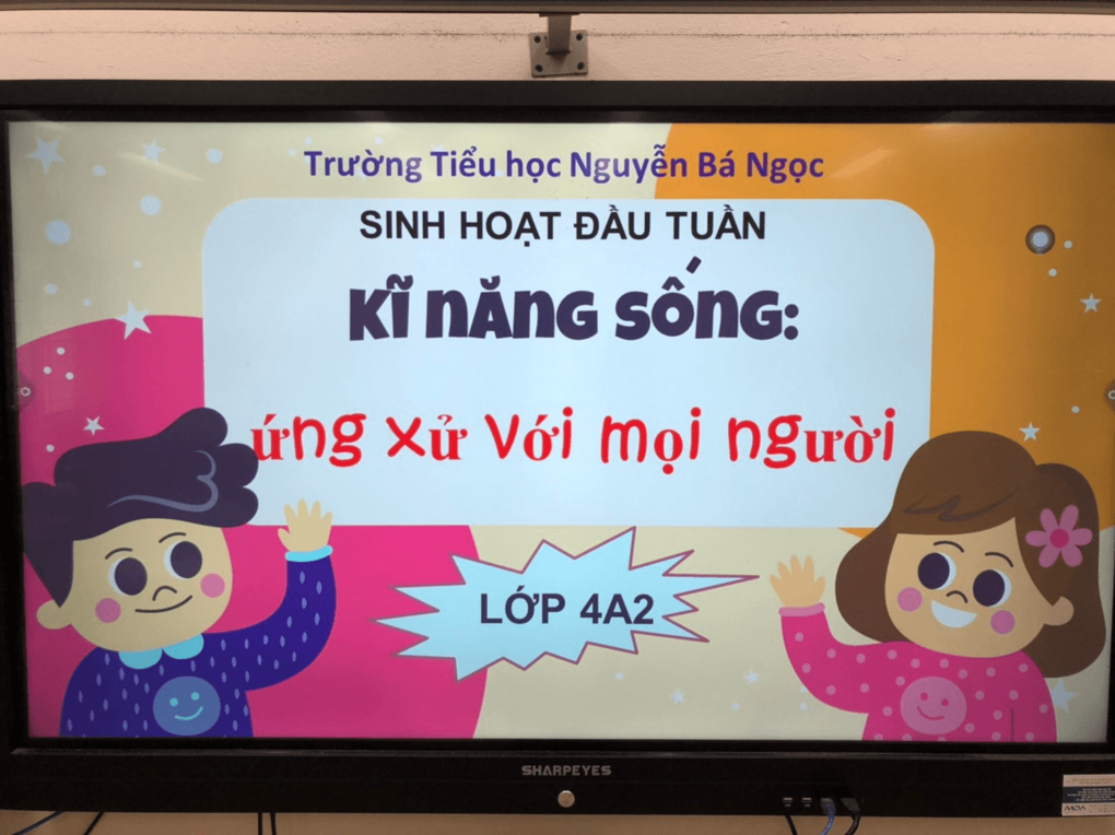 Sinh hoạt đầu tuần 30 chủ đề " Kĩ năng ứng xử"