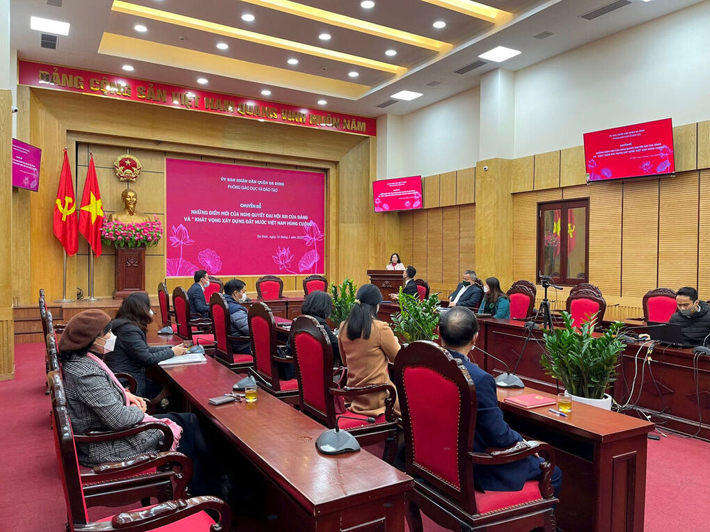 Ba Đình bồi dưỡng chuyên đề về Nghị quyết Đại hội XIII cho gần 4000 cán bộ, giáo viên