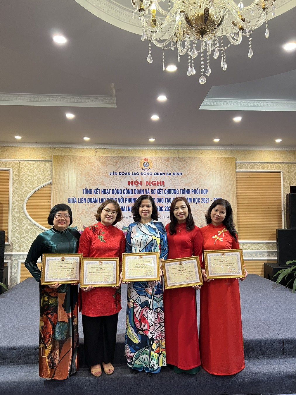 Trường tiểu học Nguyễn Bá Ngọc tham gia dự Hội nghị tổng kết hoạt động công đoàn năm 2022