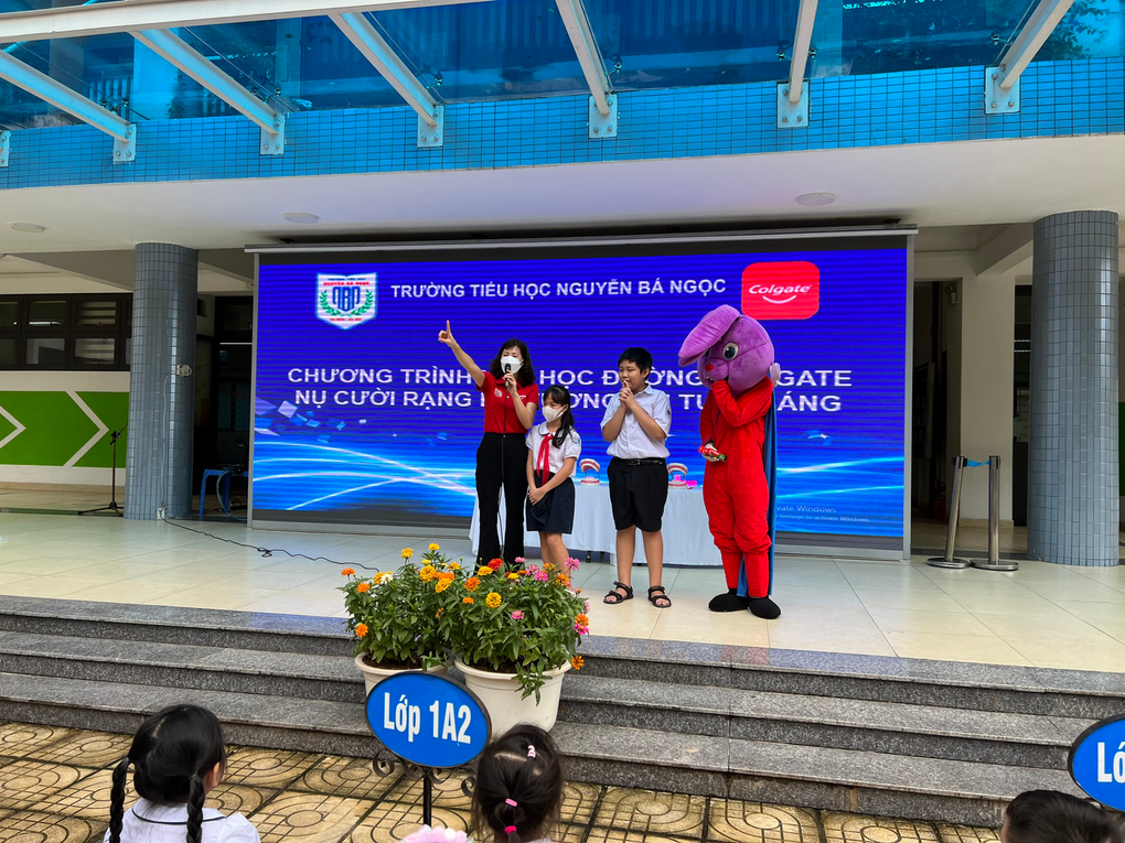 Tiểu học Nguyễn Bá Ngọc và chương trình "Nha học đường"