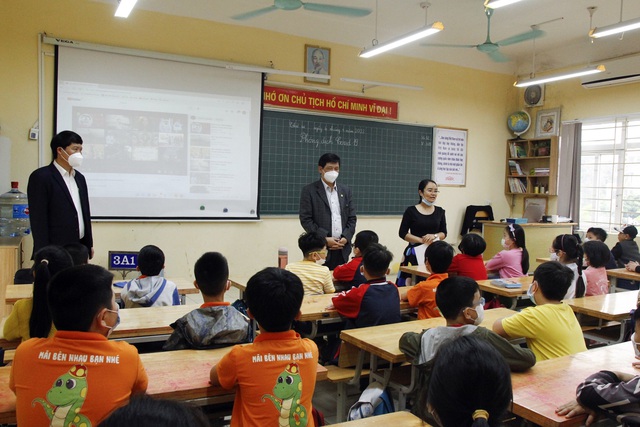 Hơn 1 triệu học sinh Thủ đô từ lớp 1 đến lớp 6 háo hức đến trường