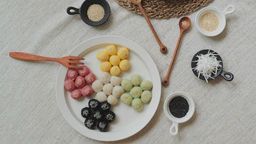 Hướng dẫn học sinh cách làm bánh trôi đón Tết Hàn thực