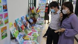 Hà Nội: Giới thiệu các SGK mới lớp 3, lớp 7 và 10