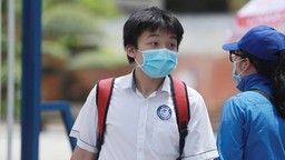 Hà Nội bỏ môn thi thứ tư vào lớp 10: 'Như trút được gánh nặng'