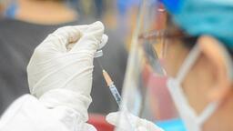 Bộ Y tế: Các địa phương chuẩn bị sẵn nguồn lực để tiêm vaccine phòng COVID-19 cho trẻ từ 5-11 tuổi