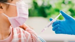 Vì sao liều vaccine Pfizer cho trẻ 5-11 tuổi thấp hơn người lớn?