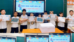 Chương trình tổng kết năm học 2021 - 2022 sôi nổi trong từng lớp học