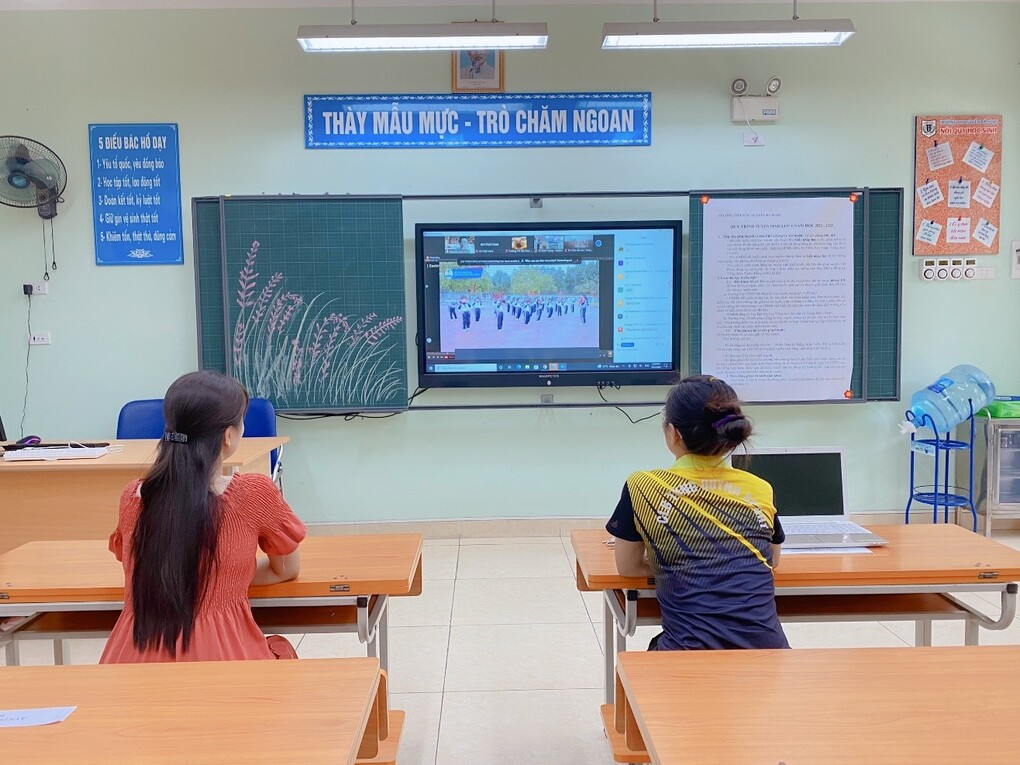 Giáo viên trường Tiểu Học Nguyễn Bá Ngọc tham gia tập huấn sách giáo khoa Giáo dục Thể chất lớp 3