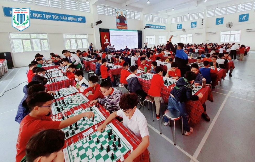 Học sinh trường Tiểu học Nguyễn Bá Ngọc tham gia giải Cờ vua cấp Quận