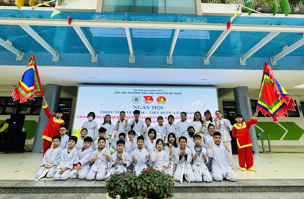 Tiết mục Võ thuật "Hào khí Việt Nam" - Sinh hoạt dưới cờ Chủ đề "Tiến bước lên Đoàn"
