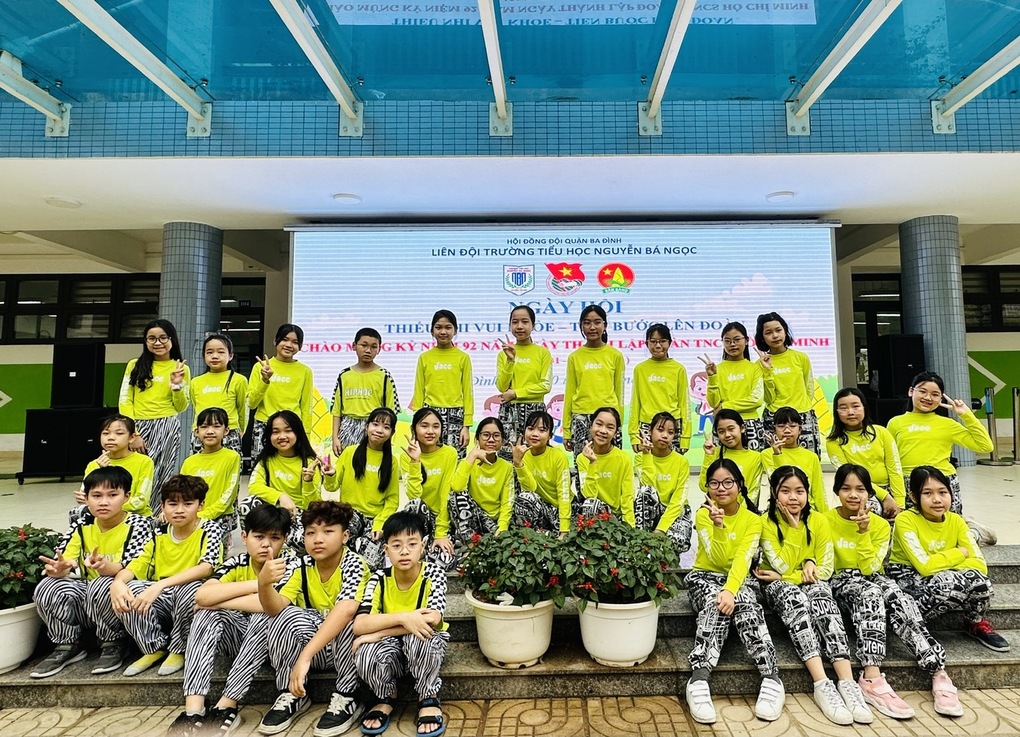 Tiết mục Nhảy hiện đại "Kun học tốt" - Sinh hoạt dưới cờ Chủ đề "Tiến bước lên Đoàn"