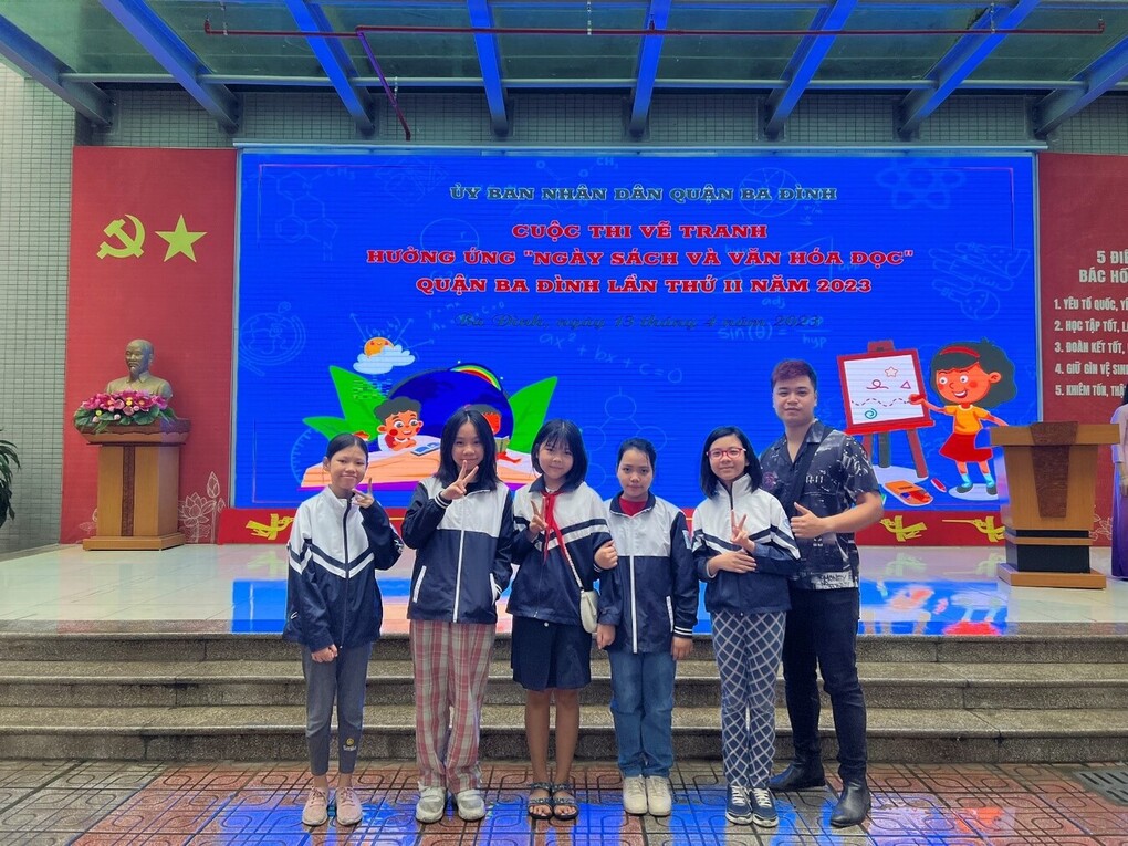 Học sinh trường Tiểu học Nguyễn Bá Ngọc với cuộc thi vẽ tranh hưởng ứng ngày “Sách và văn hóa đọc Việt Nam”.