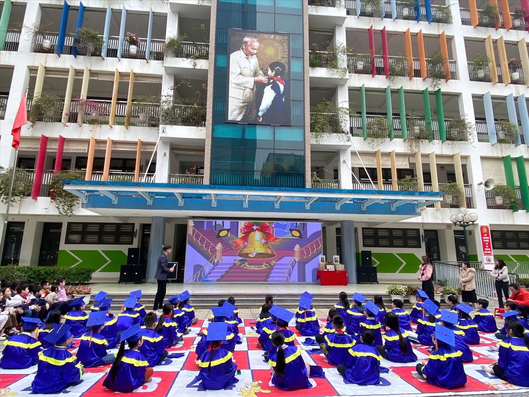 Cuộc thi Rung chuông vàng Tiếng Anh “Ring the golden bell” cấp Trường