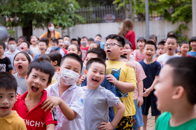 C:\Users\Quang\Desktop\OneDrive_1_6-12-2022\cc59eaa9-c489-4a10-9d74-6e58e63b8b7c.jpg