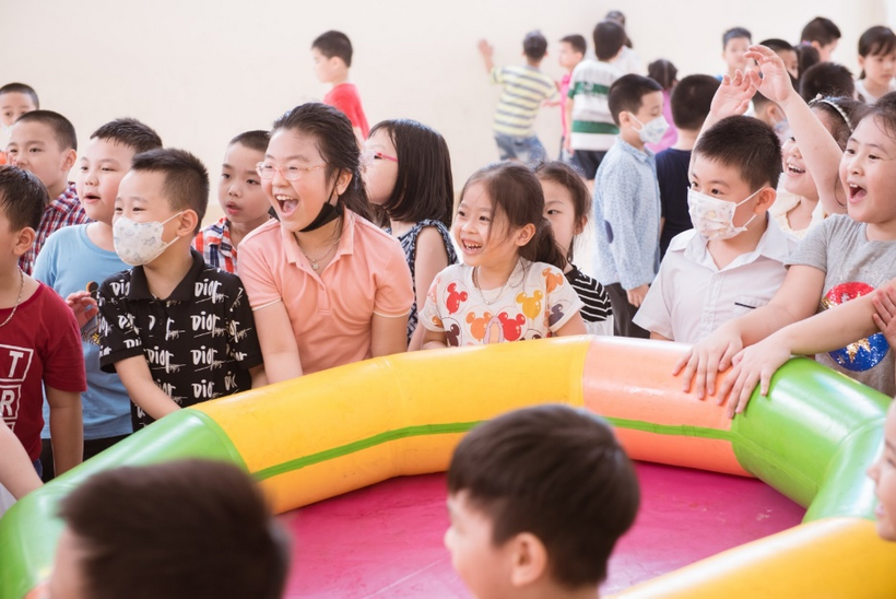 C:\Users\Quang\Desktop\OneDrive_1_6-12-2022\DSC_0663.jpg