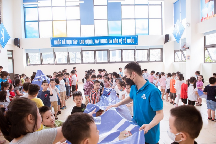 C:\Users\Quang\Desktop\OneDrive_1_6-12-2022\DSC_0639.jpg