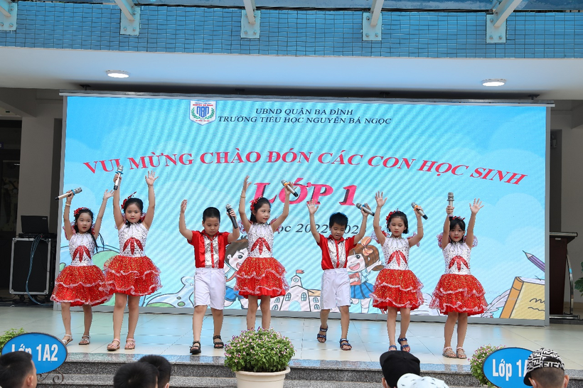 C:\Users\Admin\Downloads\Nguyễn Bá Ngọc đón hs lớp 1-20220802T165311Z-001\Nguyễn Bá Ngọc đón hs lớp 1\0H1A0334.JPG