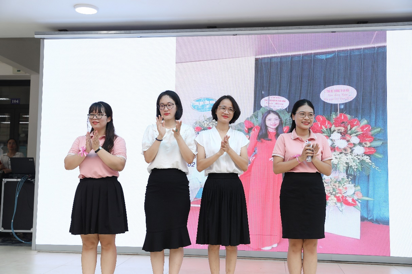 C:\Users\Admin\Downloads\Nguyễn Bá Ngọc đón hs lớp 1-20220802T165311Z-001\Nguyễn Bá Ngọc đón hs lớp 1\0H1A0398.JPG