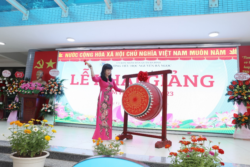 C:\Users\Admin\Desktop\NBN. Khai giảng 2022 - 2023\0H1A0584.JPG