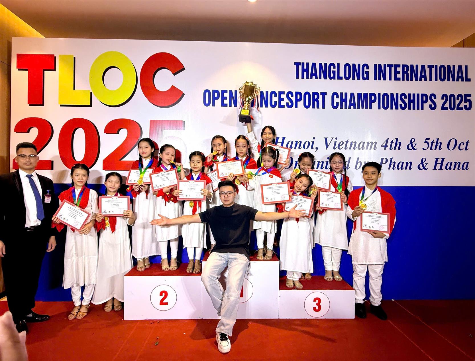 TIN VUI TỪ CUỘC THI THANG LONG INTERNATIONAL OPEN DANCESPORT CHAMPIONS 2025